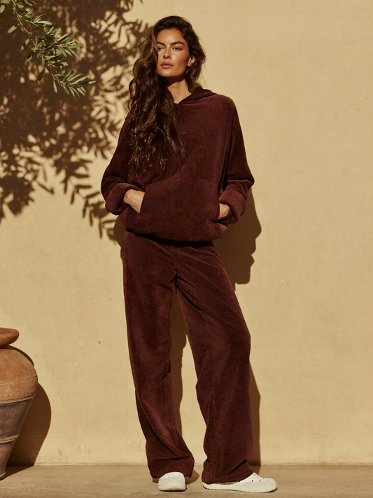 Conjunto Pana "Carmen" · Sudadera con Capucha en color Burdeos