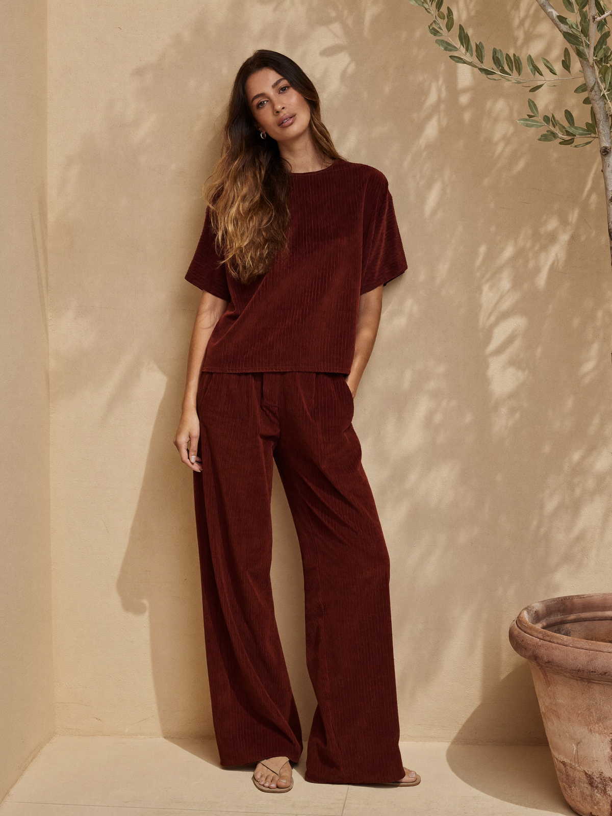 Conjunto Pana "Julia" · Palazzo en color Merlot